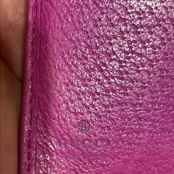 Gucci Tan and Pink Monogram Wallet - Picture 9 of 15